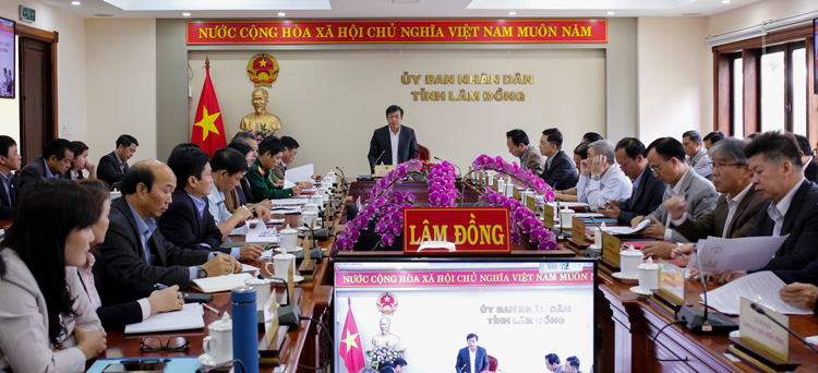 Cần cố gắng nỗ lực và quyết tâm cao hơn nữa