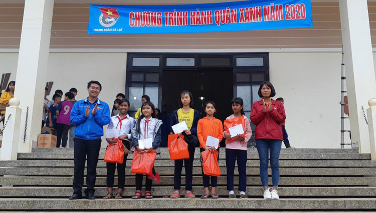 Chiến dịch Hành quân xanh về xã Tà Nung
