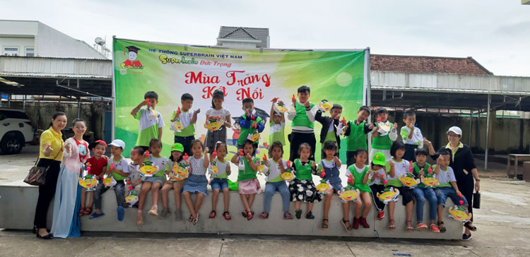 Ấm áp "Mùa trăng kết nối"