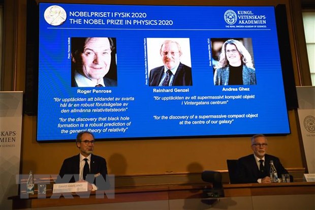 Giải Nobel Vật lý 2020 tôn vinh nghiên cứu về hố đen vũ trụ