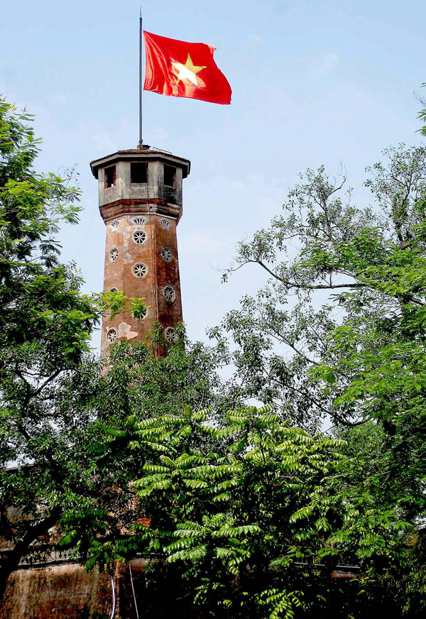 Cột cờ Hà Nội. Ảnh: Hà Hữu Nết