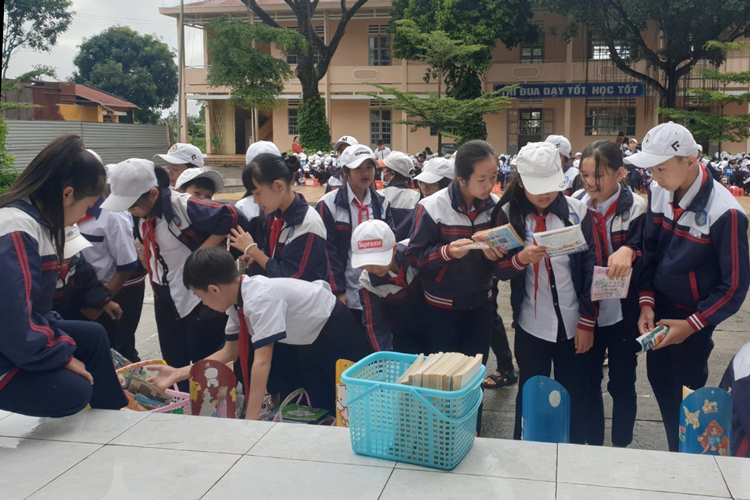 &quot;Thư viện xanh&quot; phục vụ sách lưu động tại các trường học