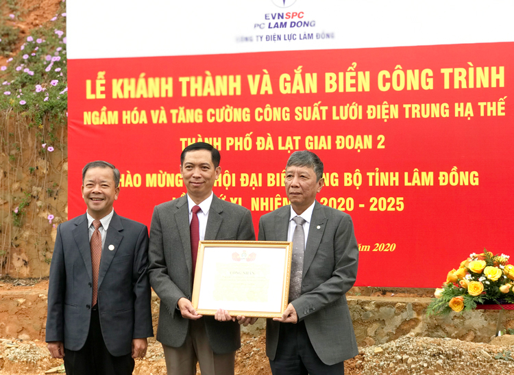 Ngầm hóa và tăng cường công suất lưới điện trung hạ thế TP Đà Lạt giai đoạn 2