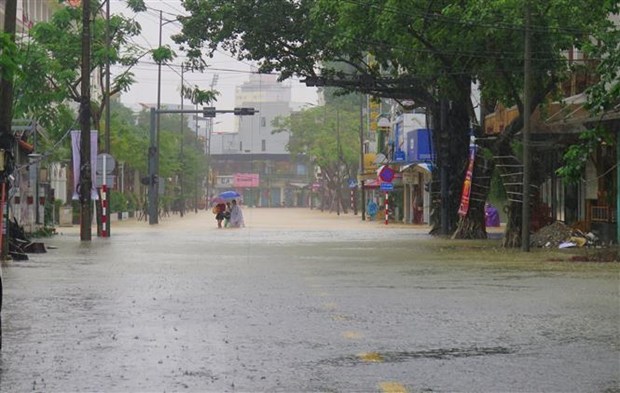 Bão số 6 suy yếu thành áp thấp nhiệt đới, tiếp tục gây mưa to
