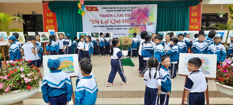 ''Đà Lạt quê hương em'' qua tranh học sinh tiểu học