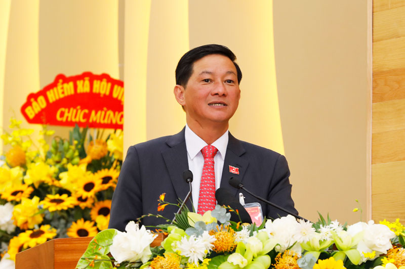Đồng chí Trần Đức Quận điều hành phần bầu Đoàn Đại biểu dự Đại hội Đại biểu toàn quốc lần thứ XIII của Đảng