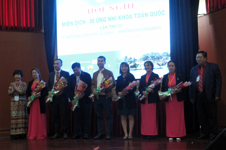 200 bác sĩ tham dự Hội nghị Miễn dịch – Dị ứng Nhi khoa toàn quốc