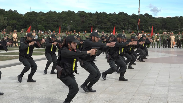 Thi bắn súng