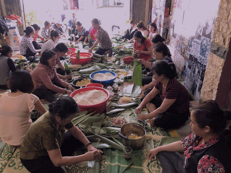 Thêm nhiều hoạt động quyên góp ủng hộ người dân miền Trung