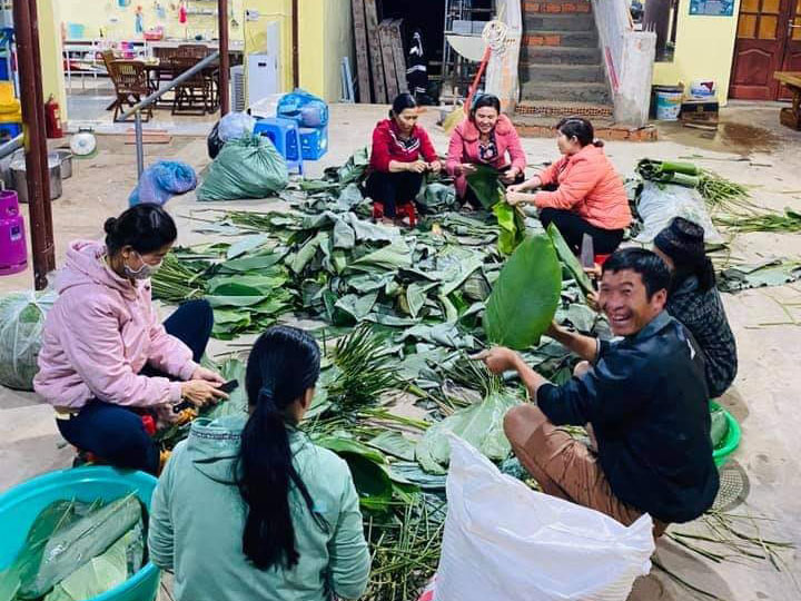 Người dân Đức Trọng chung tay ủng hộ miền Trung