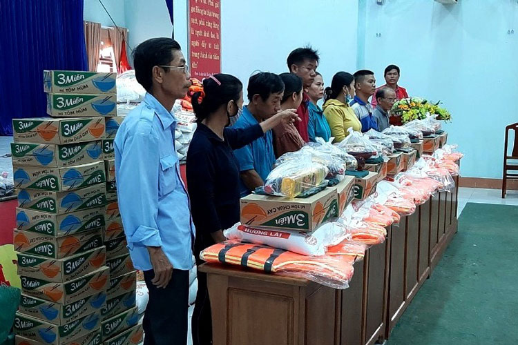 Cho đi để lớn