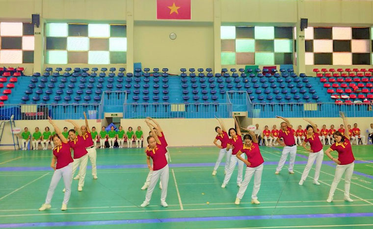 Một tiết mục dự thi trong môn Thể dục Dưỡng sinh