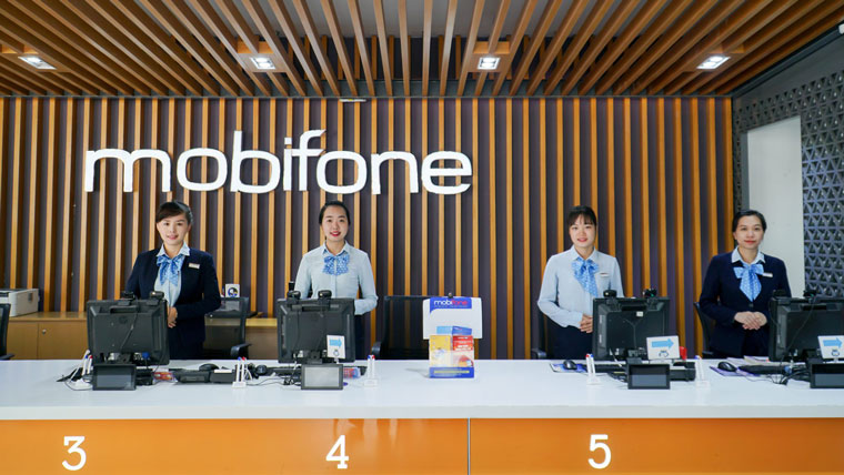 MobiFone: Lên đời 4G, bất ngờ trải nghiệm chăm sóc tại nhà giữa dịch COVID-19