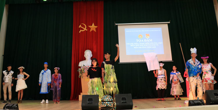 Thanh niên với ứng phó biến đổi khí hậu và bảo vệ môi trường