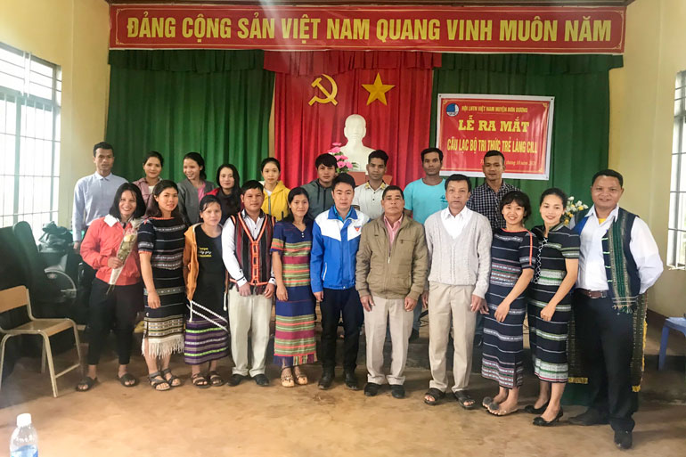Những thanh niên tri thức làng Cill