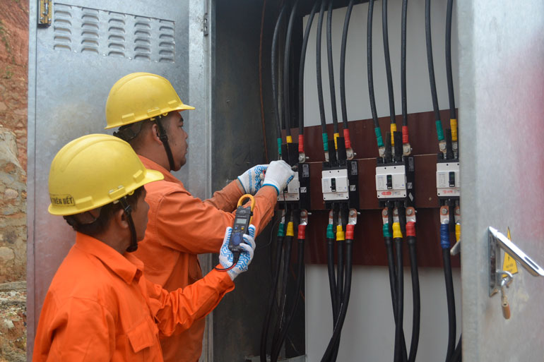 Ngầm hóa đường điện ở Đà Lạt