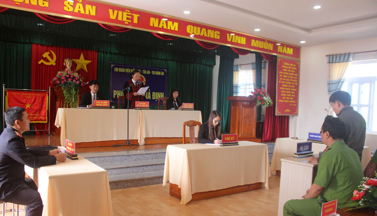 Sinh hoạt "Ngày Pháp luật"