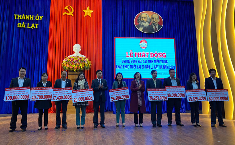 Đà Lạt: 1,5 tỷ đồng ủng hộ đồng bào miền Trung