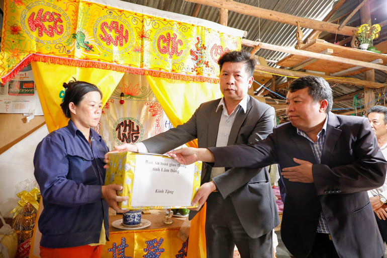 Tai nạn giao thông - nỗi đau người ở lại