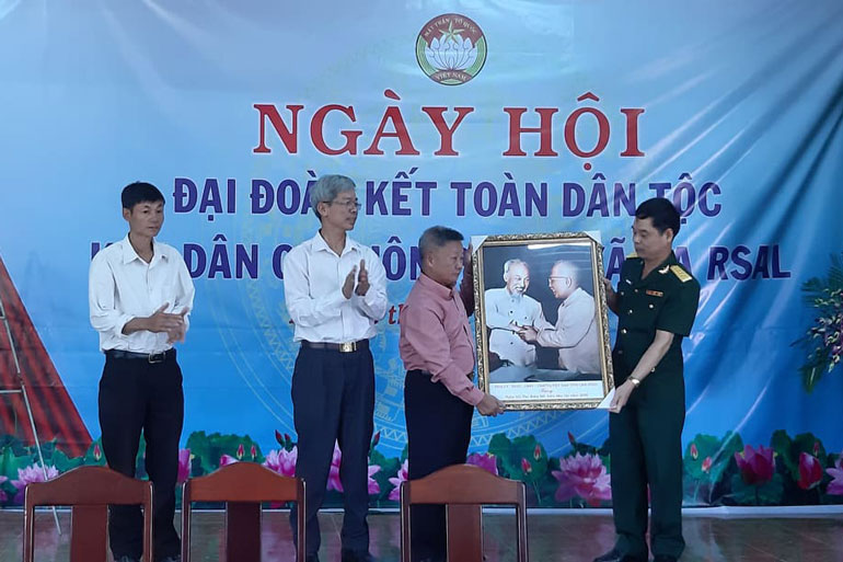 Thôn Phi Có đạt chuẩn khu dân cư nông thôn mới kiểu mẫu
