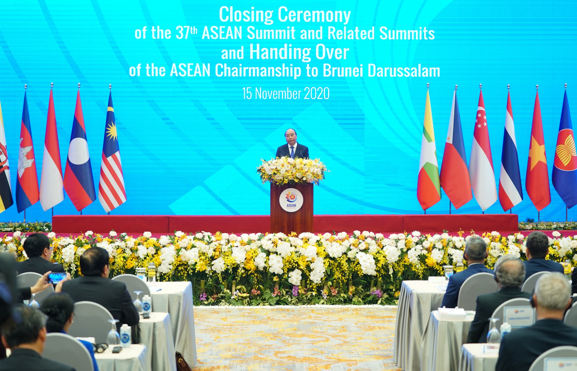 Thủ tướng Nguyễn Xuân Phúc-Chủ tịch ASEAN 2020-phát biểu tại lễ bế mạc Hội nghị Cấp cao ASEAN 37 và các hội nghị liên quan