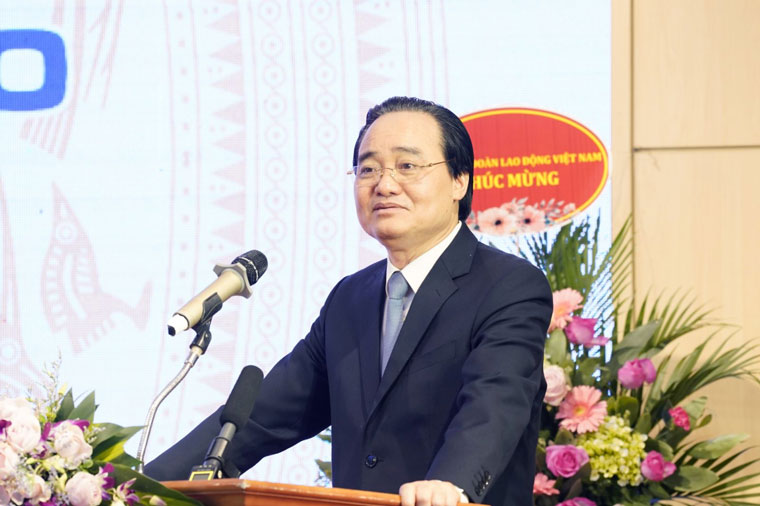 Bộ trưởng Bộ Giáo dục và Đào tạo Phùng Xuân Nhạ tại sự kiện