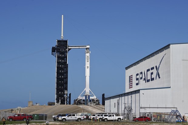 Tập đoàn SpaceX phóng tàu vũ trụ đưa 4 nhà du hành lên ISS