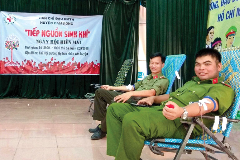 Tuổi trẻ Công an Đam Rông với phong trào hiến máu tình nguyện