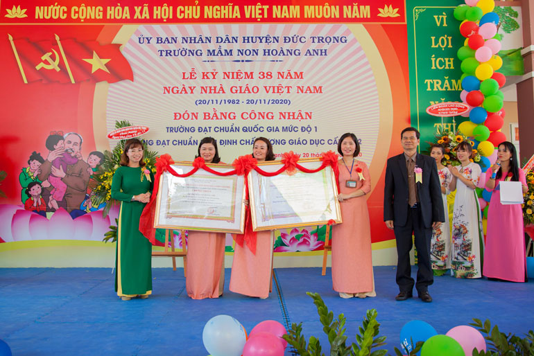Trường Mầm non Hoàng Anh đón nhận trường đạt chuẩn Quốc gia mức độ 1
