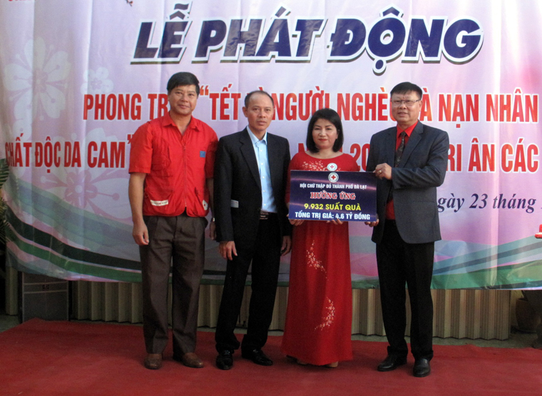 Hội CTĐ Đà Lạt hưởng ứng vận động gần 10 ngàn suất quà tết tổng trị giá 4,6 tỷ đồng
