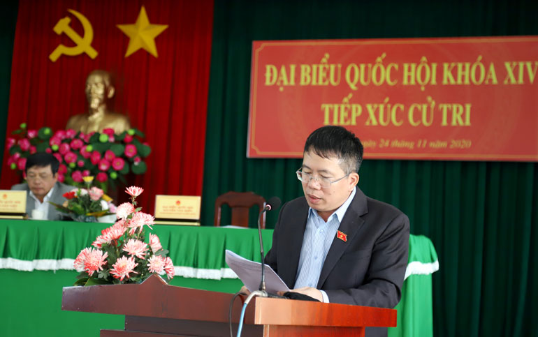Ông Nguyễn Văn Hiển - Viện trưởng Viện Nghiên cứu lập pháp, Ủy ban Thường vụ Quốc hội báo cáo cử tri Kỳ họp thứ 10, Quốc hội khóa XIV