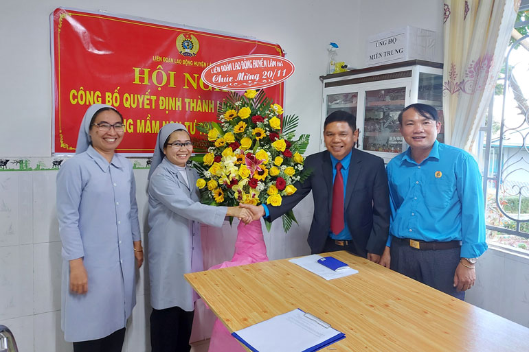 Huyện Lâm Hà thành lập tổ chức công đoàn tại cơ sở tôn giáo