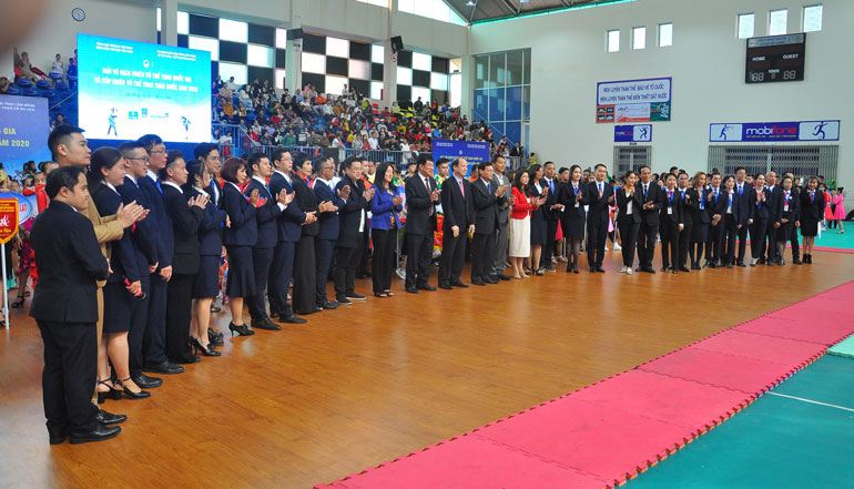 Các trọng tài tại giải
