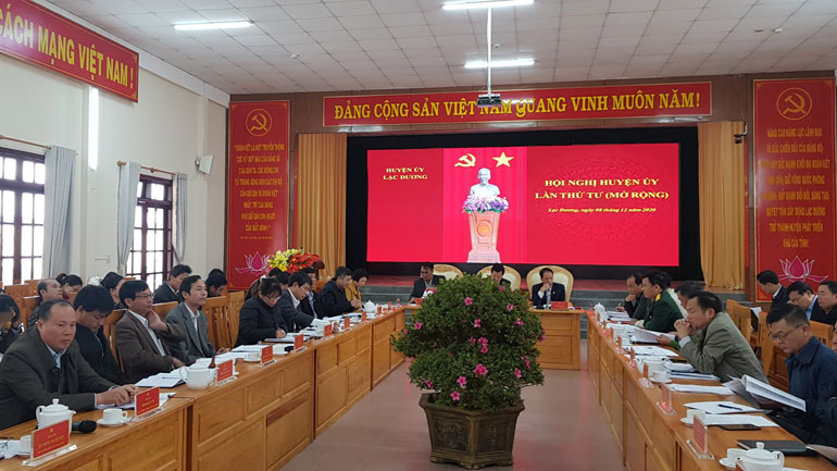 Các đại biểu tham dự hội nghị
