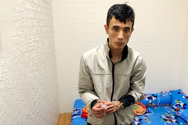 Bắt quả tang đối tượng mang ma túy vào nhà nghỉ