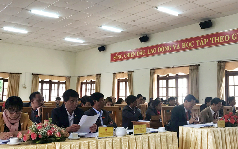 HĐND huyện Lạc Dương khóa X họp kỳ thứ 14