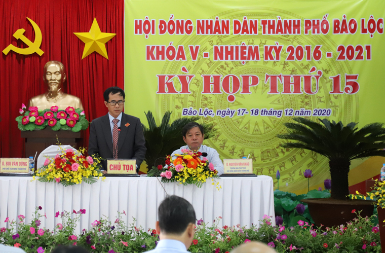 Đại biểu HĐND TP Bảo Lộc chất vấn và nghe trả lời chất vấn