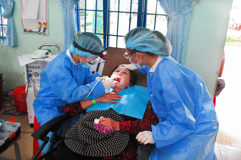 Hàng loạt các cơ sở nha khoa vi phạm về hành nghề khám chữa bệnh