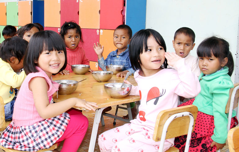 Xã Lát thành công với ''Cộng đồng học tập''