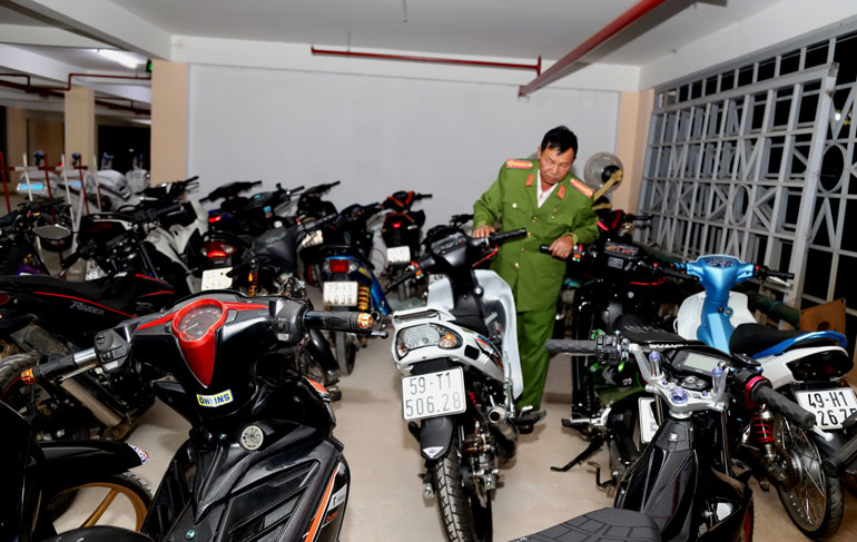 Xuyên đêm xử lý xe máy độ chế gây mất an toàn giao thông