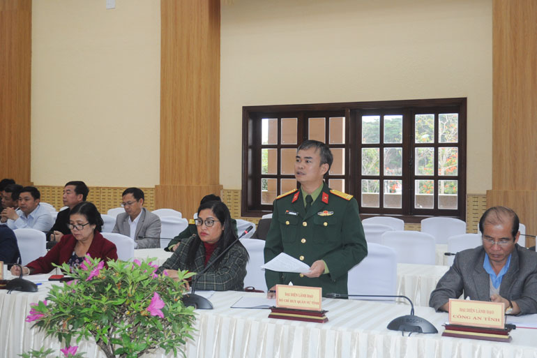 Đại biểu phát biểu thảo luận tại hội nghị