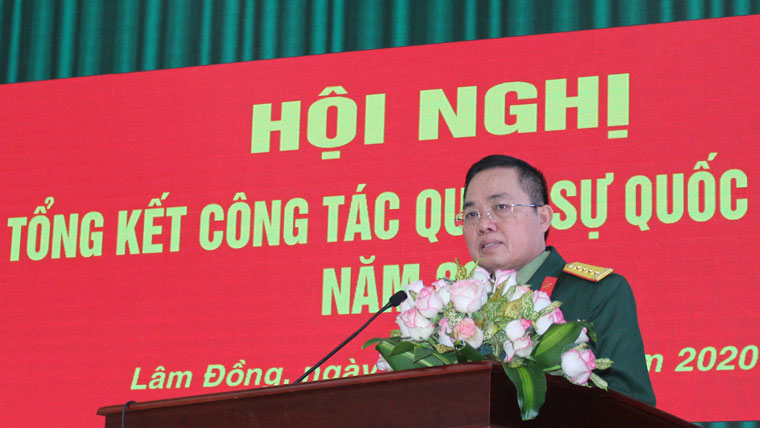 Đại tá Trần Văn Khương – Chính ủy Bộ Chỉ huy Quân sự tỉnh quán triệt Nghị quyết năm 2021 của Đảng ủy Bộ Chỉ huy Quân sự tỉnh tới cán bộ, chiến sĩ lực lượng vũ trang