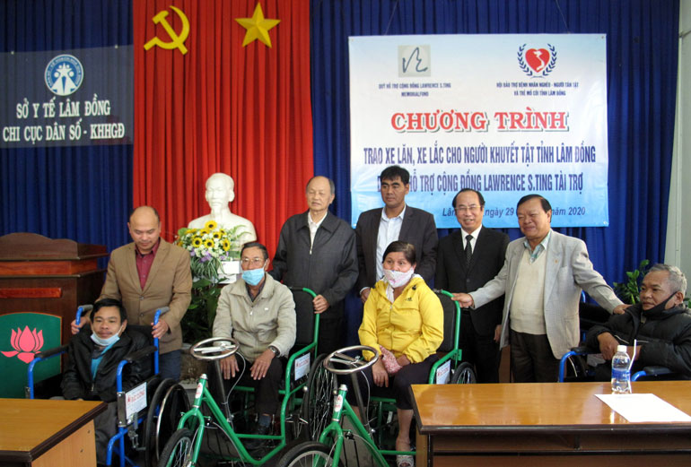 Những chiếc xe chở đầy yêu thương