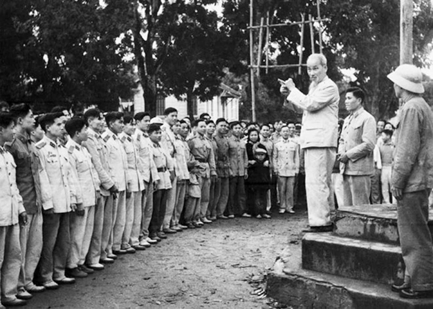 Lực lượng Công an nhân dân trong bảo vệ vai trò và sự lãnh đạo của Đảng