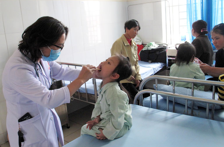 Nâng cao ý thức, trách nhiệm của mỗi cán bộ y tế trong công tác phòng chống dịch bệnh
