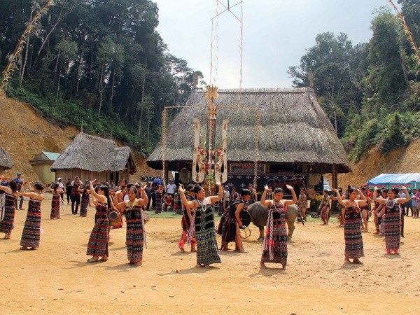 Nói lý, hát lý - Di sản văn hóa phi vật thể độc đáo của người Cơ Tu