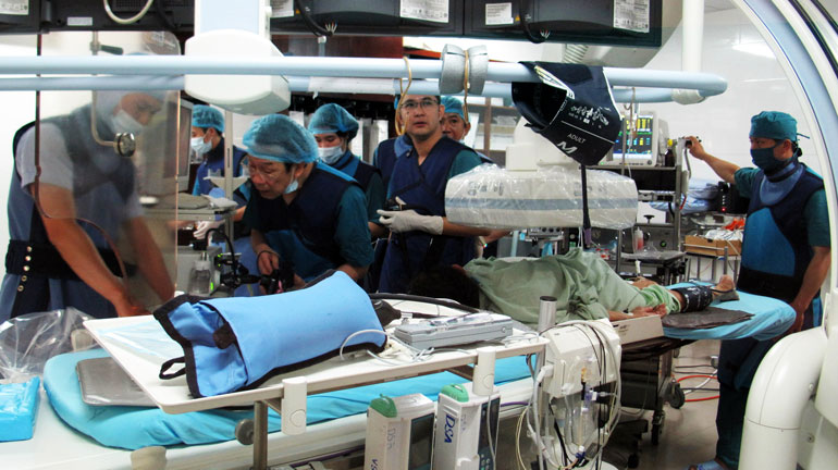 Nhân dân tin tưởng và yên tâm với các dịch vụ y tế công