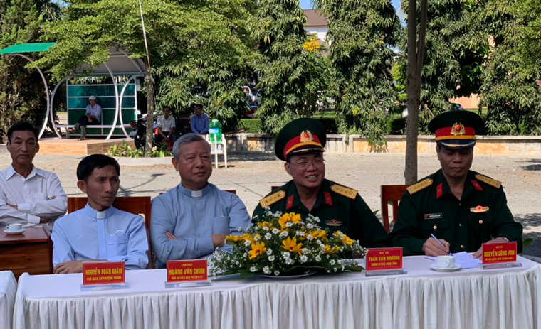 Khánh thành "Công trình sân bóng đá mini" cho Giáo xứ Thượng Thanh