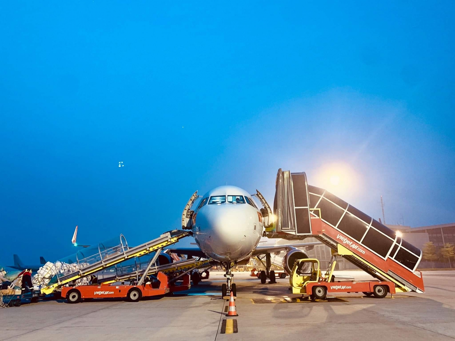 Tàu bay Vietjet tại Cảng hàng không quốc tế Nội Bài