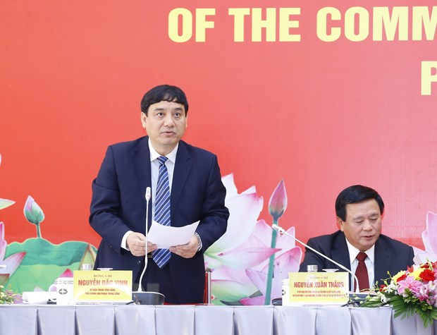 Ông Nguyễn Đắc Vinh, Ủy viên Trung ương Đảng, Phó Chánh Văn phòng Trung ương Đảng phát biểu tại buổi họp báo.
